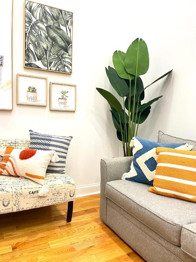Modern Apartment With Parking & Quick Ride To Manhattan New York Exterior photo